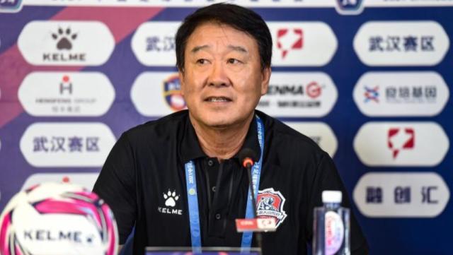 开云体育下载-连续23轮不胜 中甲新疆俱乐部官宣主帅裴恩才离任